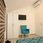 Located 3*
